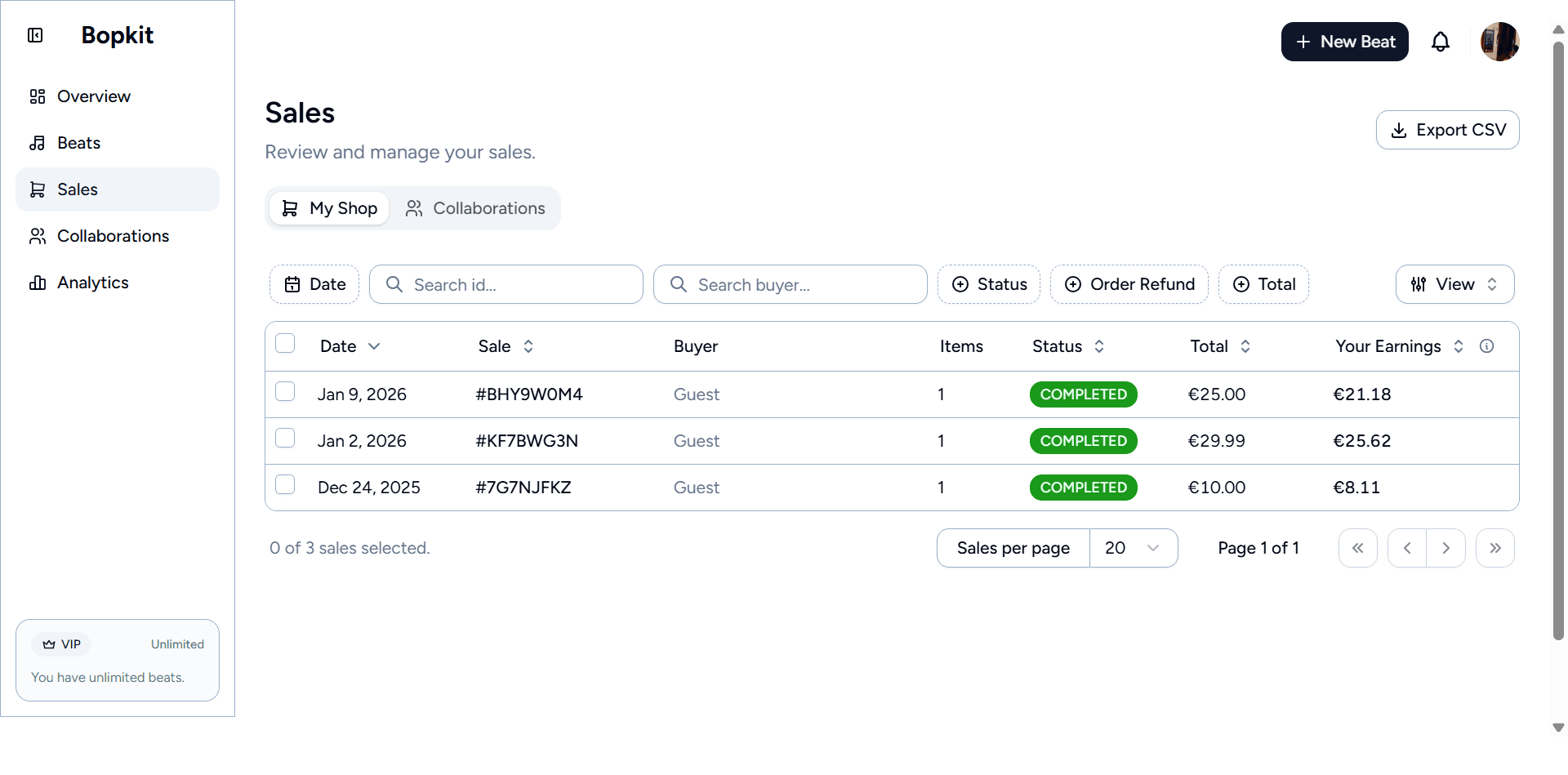 Sales page with order table showing status badges, financial breakdown, and filtering options
